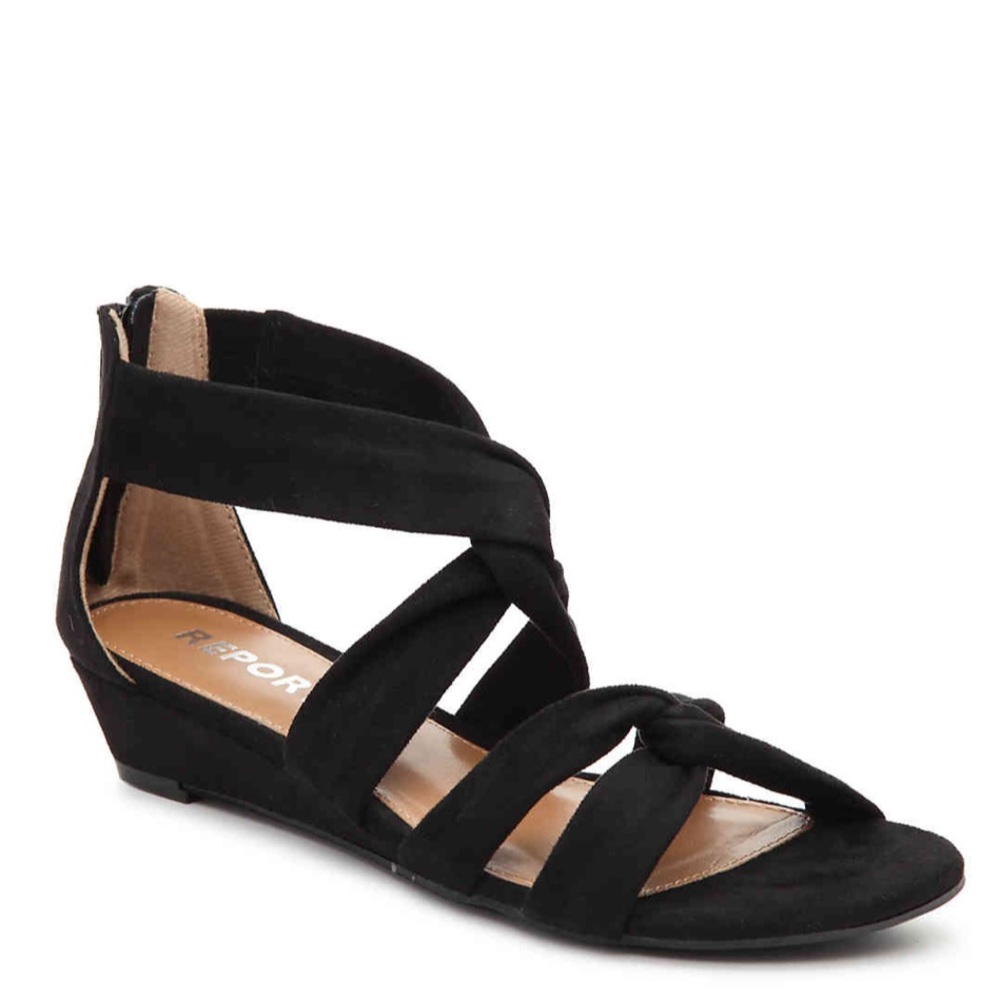 Black small wedge sandals
